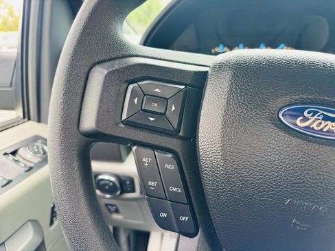 Used 2017 Ford F150 XLT image 35