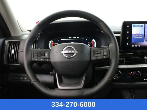 New 2026 Nissan Pathfinder Platinum image 23