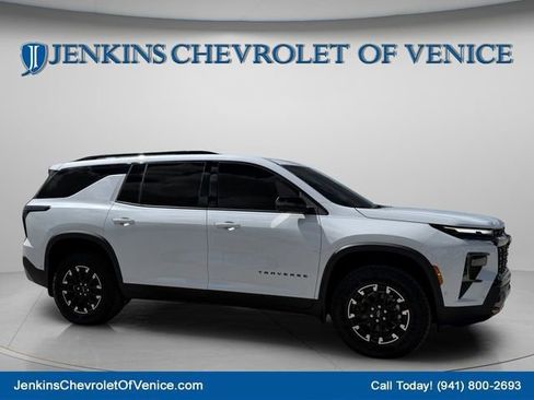 New 2026 Chevrolet Traverse Z71 w/ Enhanced Driving Package AWD/4WD image 2