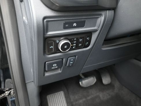 New 2025 Ford F150 Platinum w/ Equipment Group 702A High image 13