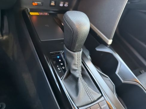 Used 2025 Toyota Camry LE FWD image 19