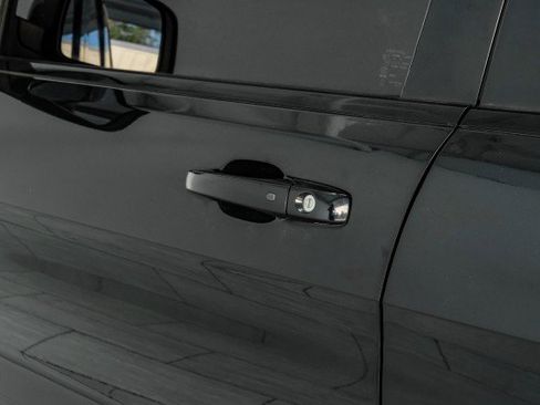 Used 2020 Jeep Grand Cherokee Laredo image 39