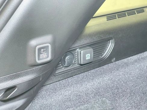 Used 2022 Jeep Grand Cherokee Trailhawk w/ Luxury Tech Group III image 20