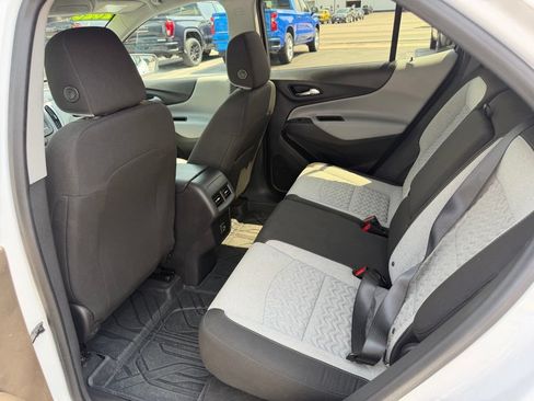 Certified 2023 Chevrolet Equinox LT AWD/4WD image 15