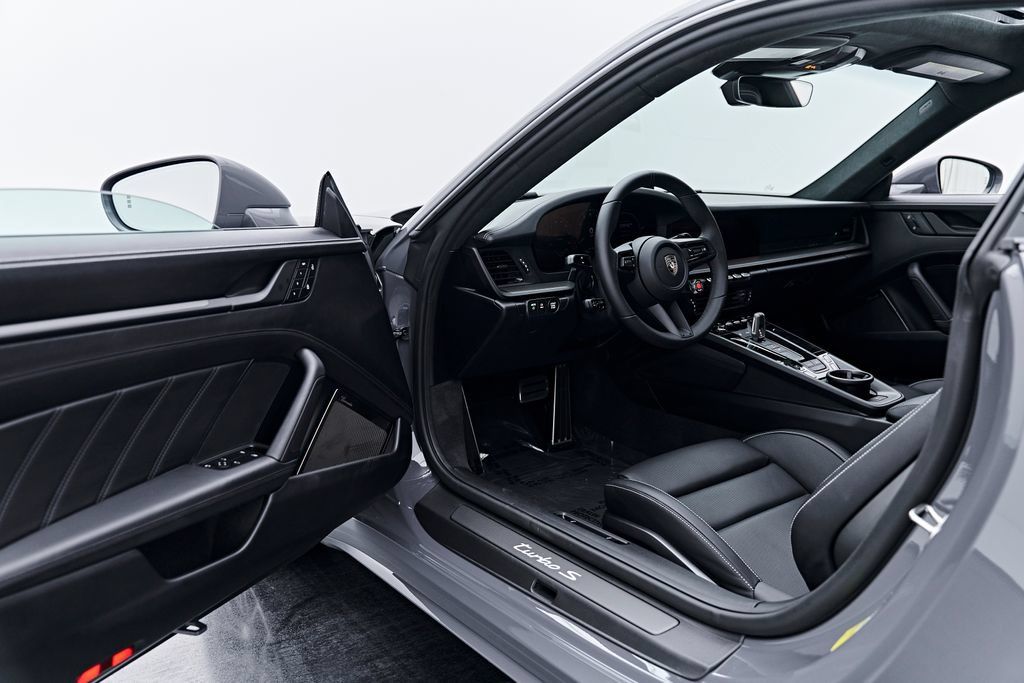 Used 2026 Porsche 911 Turbo S AWD/4WD image 31