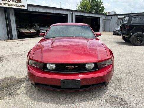Used 2012 Ford Mustang GT Premium w/ HID Headlamps & Security Pkg RWD image 2