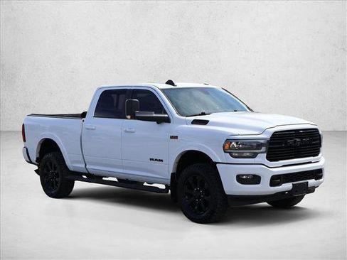 Used 2020 RAM 2500 Laramie w/ Night Edition AWD/4WD image 3