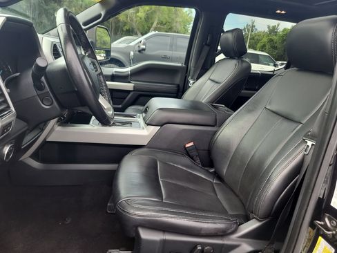 Used 2020 Ford F150 Lariat w/ Equipment Group 502A Luxury AWD/4WD image 16