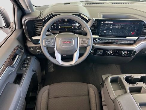 New 2026 GMC Sierra 1500 Elevation image 16
