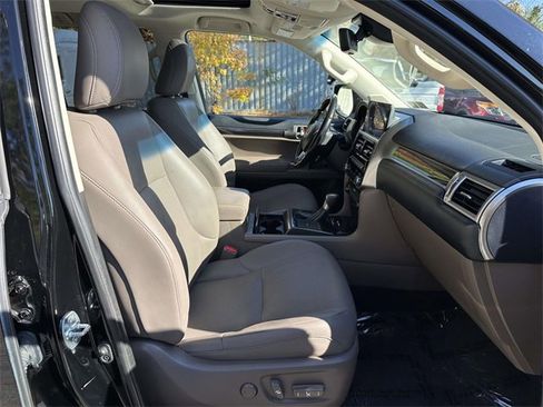 Used 2022 Lexus GX 460 Premium image 29