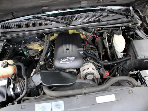 Used 2003 GMC Sierra 3500 2WD image 26