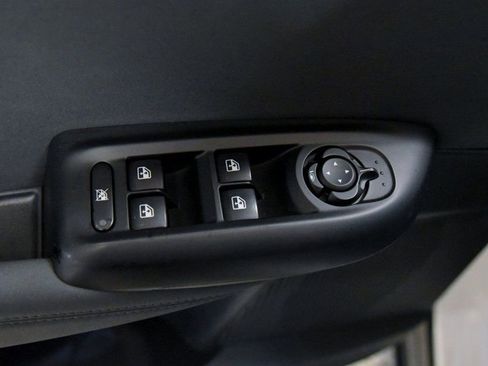 Used 2024 Alfa Romeo Tonale Ti w/ Premium Interior Package image 18