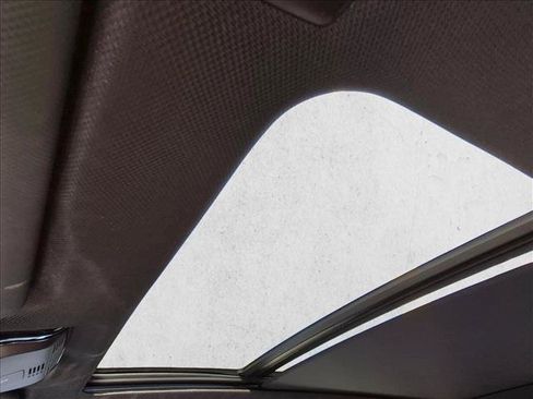 Used 2023 BMW X5 sDrive40i w/ M Sport Package RWD image 9