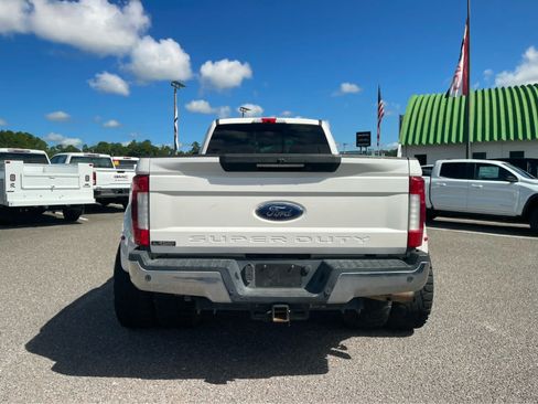 Used 2019 Ford F450 Lariat w/ Lariat Ultimate Package AWD/4WD image 6