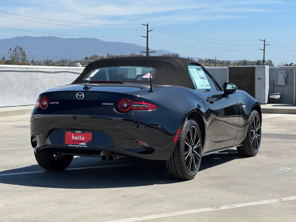 New 2026 MAZDA MX-5 Miata Grand Touring RWD image 32