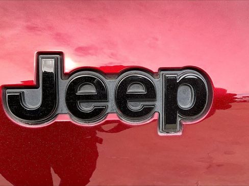 Used 2023 Jeep Grand Cherokee L Limited w/ Black Appearance Package AWD/4WD image 31