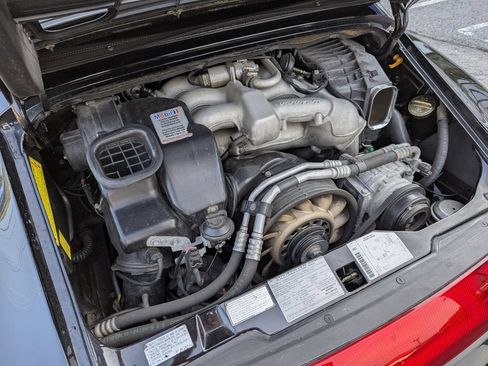 Used 1997 Porsche 911 Carrera RWD image 54