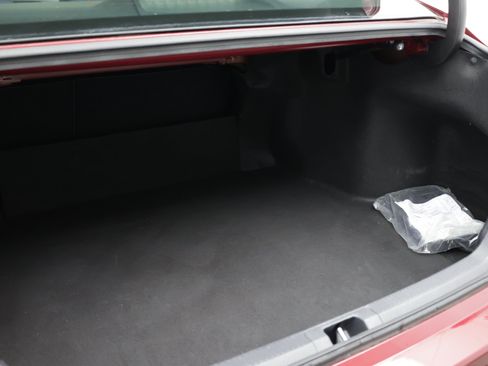 Used 2020 Toyota Camry LE FWD image 35