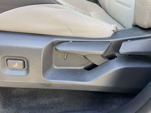 Used 2024 Toyota Tacoma TRD Sport image 15