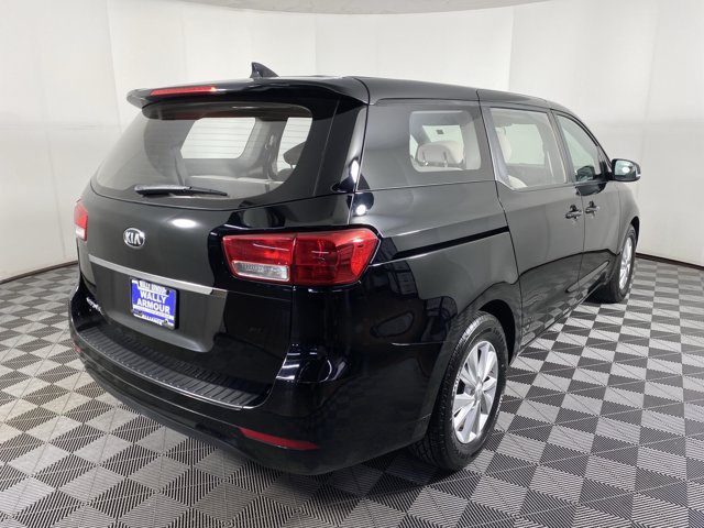 Used 2018 Kia Sedona L FWD image 6