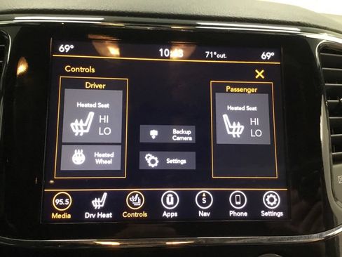 Used 2021 Jeep Grand Cherokee Laredo X AWD/4WD image 30