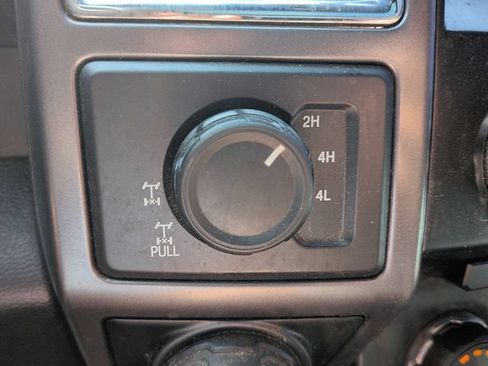 Used 2016 Ford F150 XLT w/ Equipment Group 302A Luxury AWD/4WD image 23