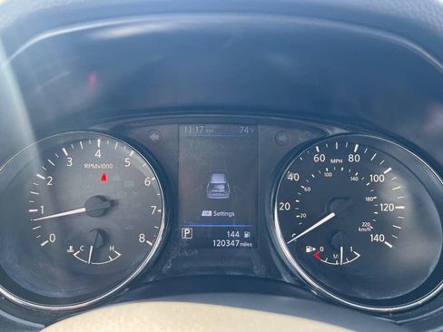Used 2020 Nissan Rogue S image 13