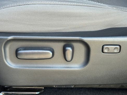 Used 2021 Toyota Tacoma SR5 RWD image 23