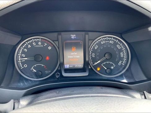 Used 2023 Toyota Tacoma TRD Sport image 25