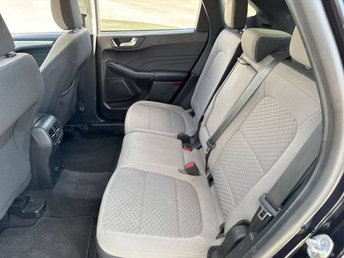 Used 2021 Ford Escape SE w/ SE Sport Appearance Package FWD image 21