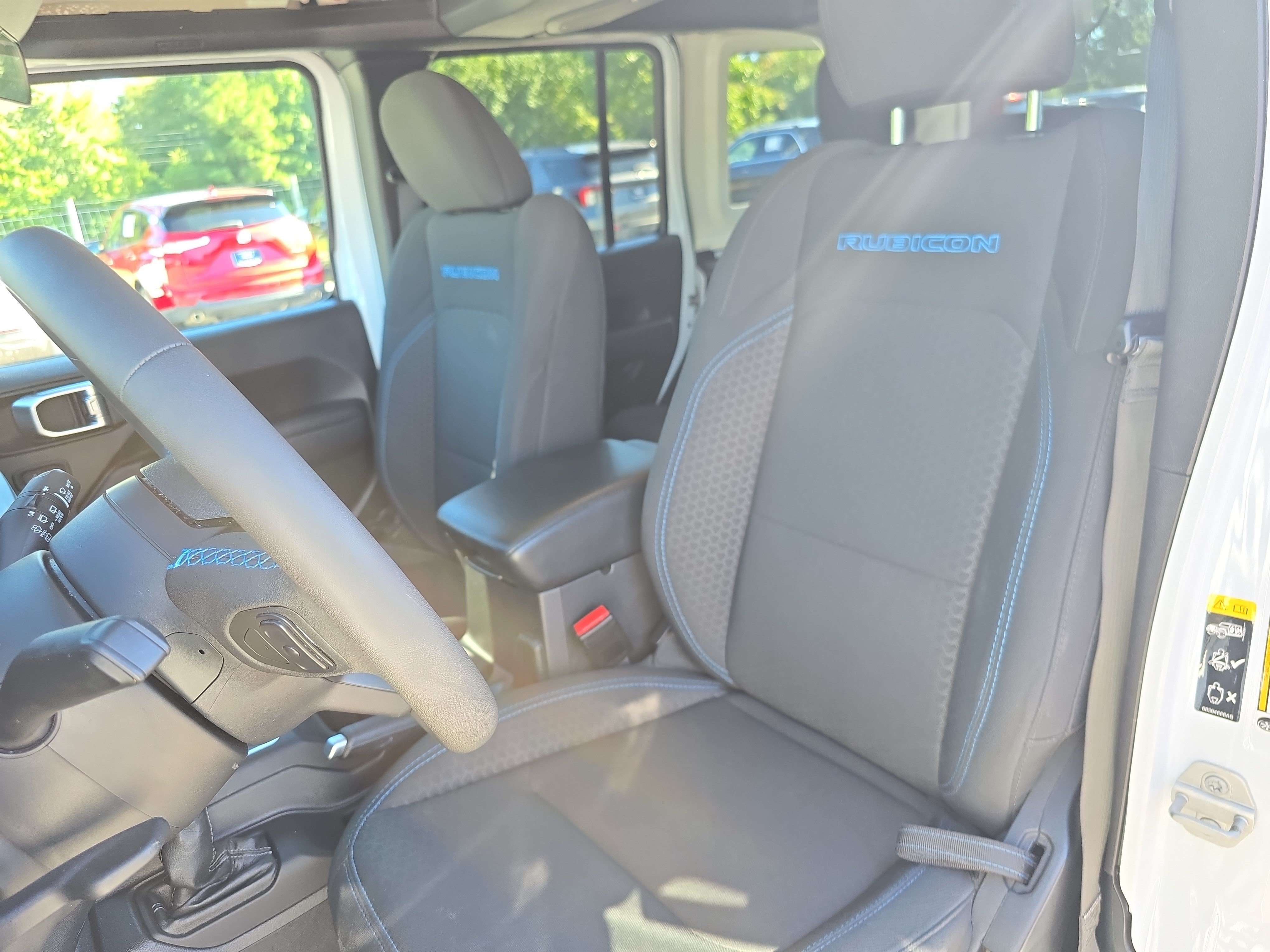 Used 2024 Jeep Wrangler Unlimited Rubicon 4xe AWD/4WD image 14