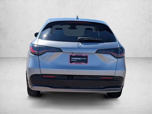 Used 2024 Honda HR-V EX-L image 6