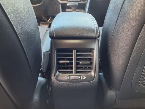 Used 2021 Kia Niro Touring image 25