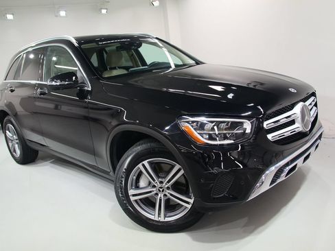 Certified 2022 Mercedes-Benz GLC 300 4MATIC image 11