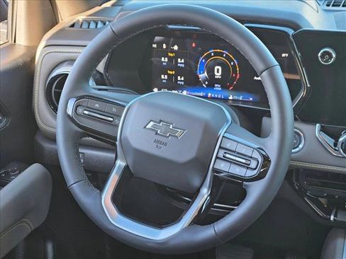 New 2026 Chevrolet Colorado ZR2 w/ Technology Package AWD/4WD image 12