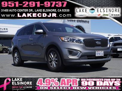 Used 2016 Kia Sorento LX w/ LX Convenience Package