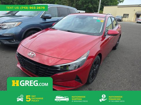 Used 2022 Hyundai Elantra SEL w/ Convenience Package FWD image 1