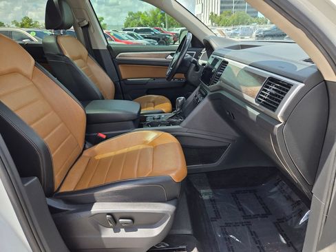 Used 2018 Volkswagen Atlas SEL Premium AWD/4WD image 15