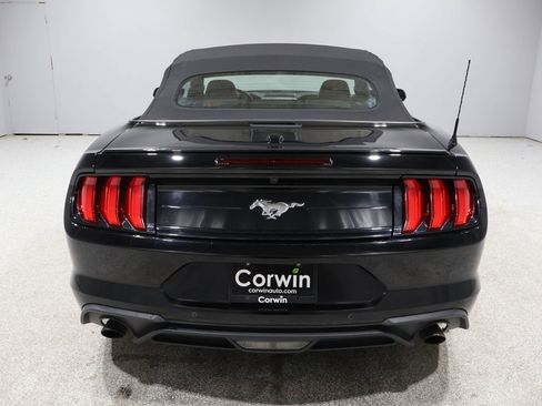 Used 2023 Ford Mustang Premium image 3