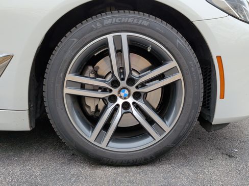 Used 2021 BMW 530i image 13