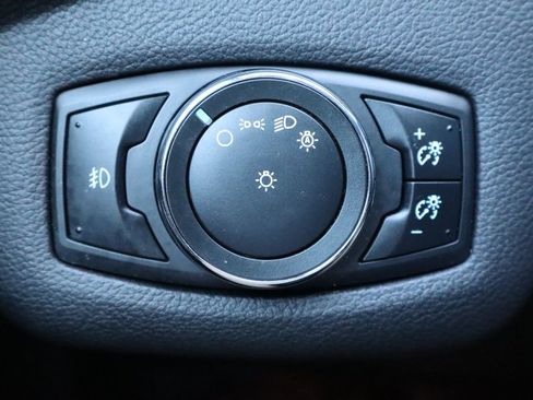 Used 2013 Ford Escape SE image 29