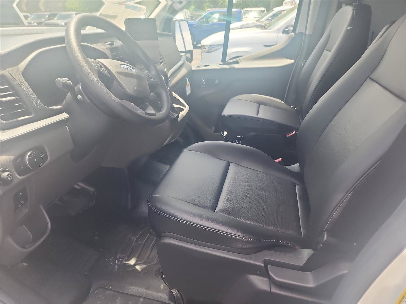 New 2026 Ford Transit 150 Low Roof w/ Load Area Protection Package RWD image 12