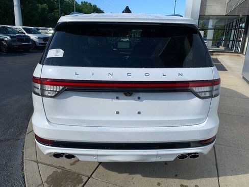 New 2026 Lincoln Aviator Reserve w/ Jet Appearance Package AWD/4WD image 11