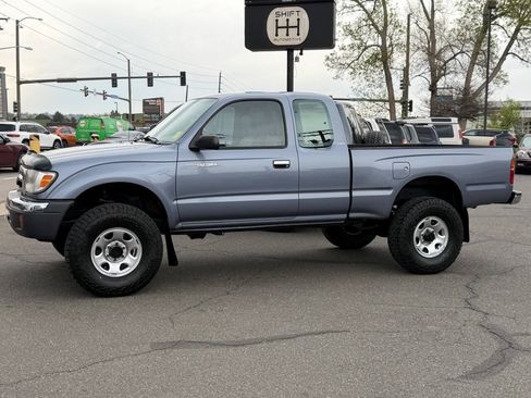 Used 1998 Toyota Tacoma 4x4 Xtracab image 8