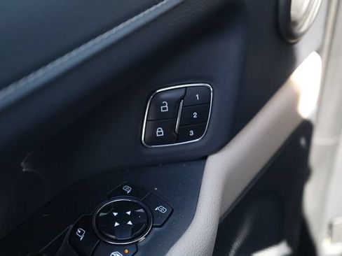 Used 2023 Ford Expedition Limited AWD/4WD image 17