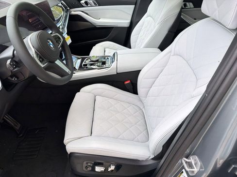 New 2026 BMW X5 xDrive40i w/ Executive Package AWD/4WD image 5