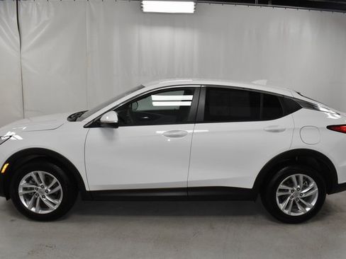 Used 2024 Buick Envista Preferred w/ Convenience II Package image 8