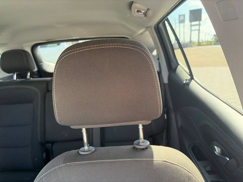 Used 2024 GMC Terrain SLE w/ Driver Convenience Package FWD image 15