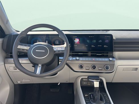Certified 2026 Hyundai Kona SE FWD image 10