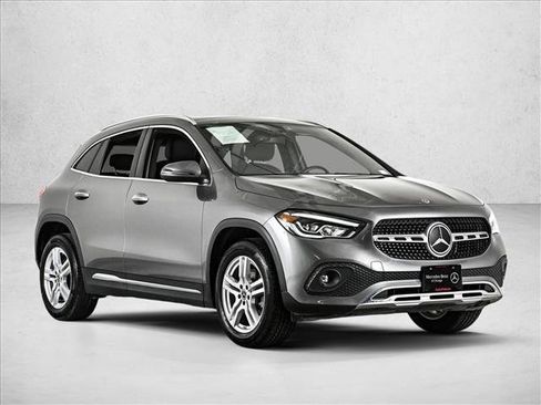 Used 2023 Mercedes-Benz GLA 250 4MATIC image 3
